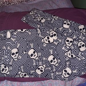Skull and Crossbones TC2 LuLaRoe Leggings